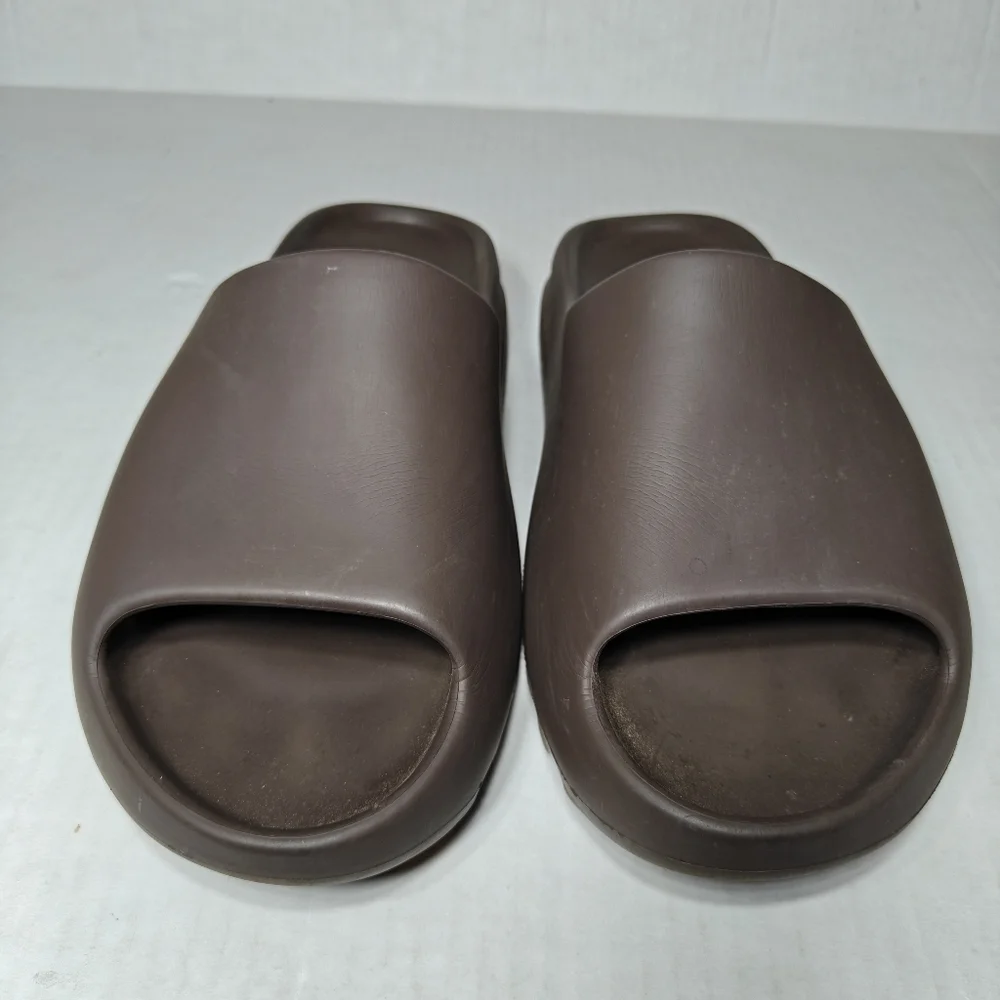 Adidas Yeezy Original Slide Soot 2020 Brown Slip On  Sandals Men's Shoe Size 12